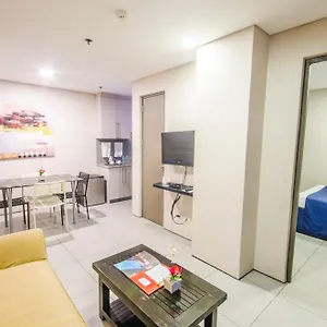 Jade Y 2*, Makati City Filipinas